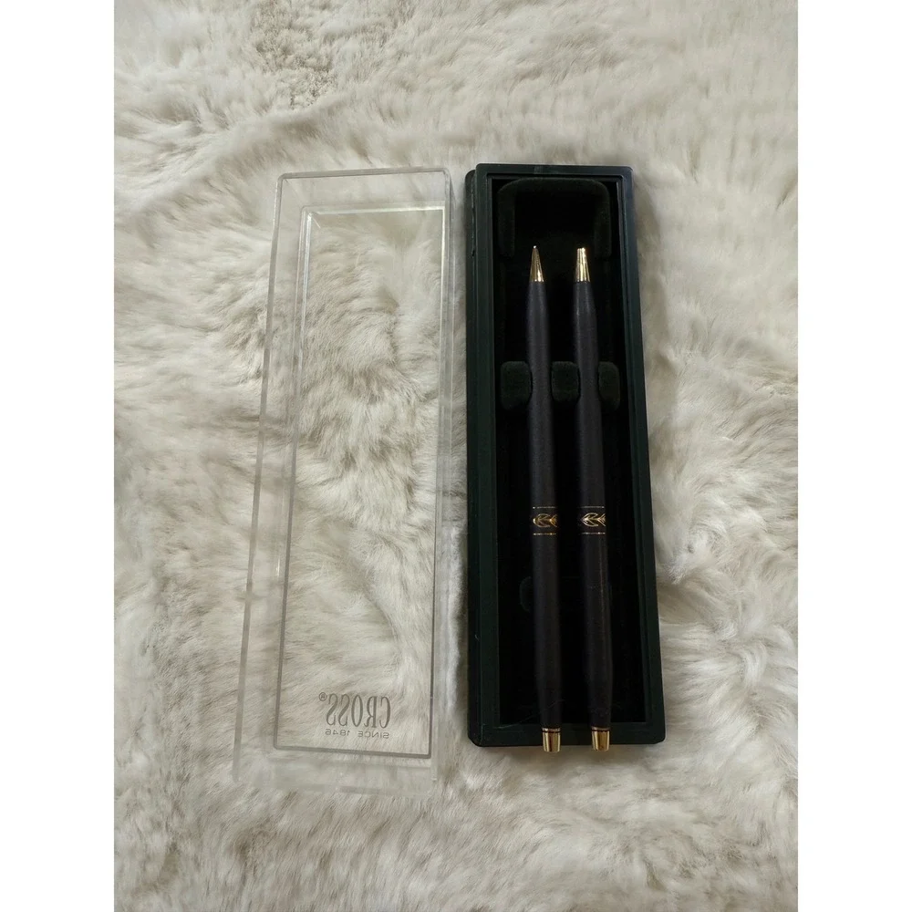 Vintage Cross USA Pen and Pencil Set Black Gold Laurel Leaf Matte Writing